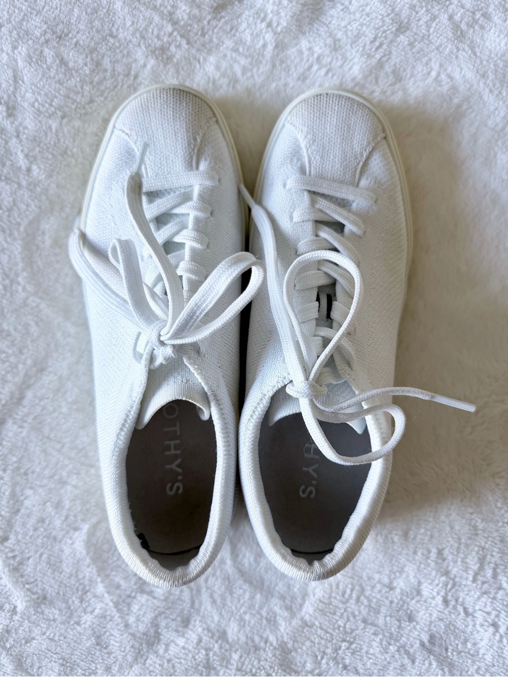 Rothy's classic The Lace-Up Sneakers